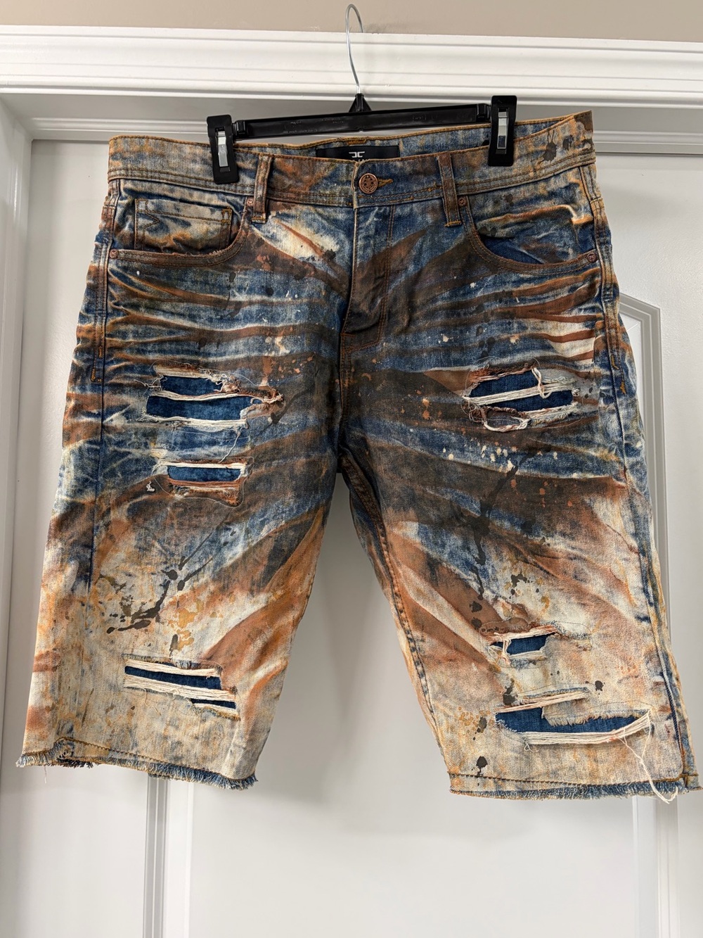 Jordan Craig Legacy Edition Heavily Distressed Men’s Denim Shorts Size 36